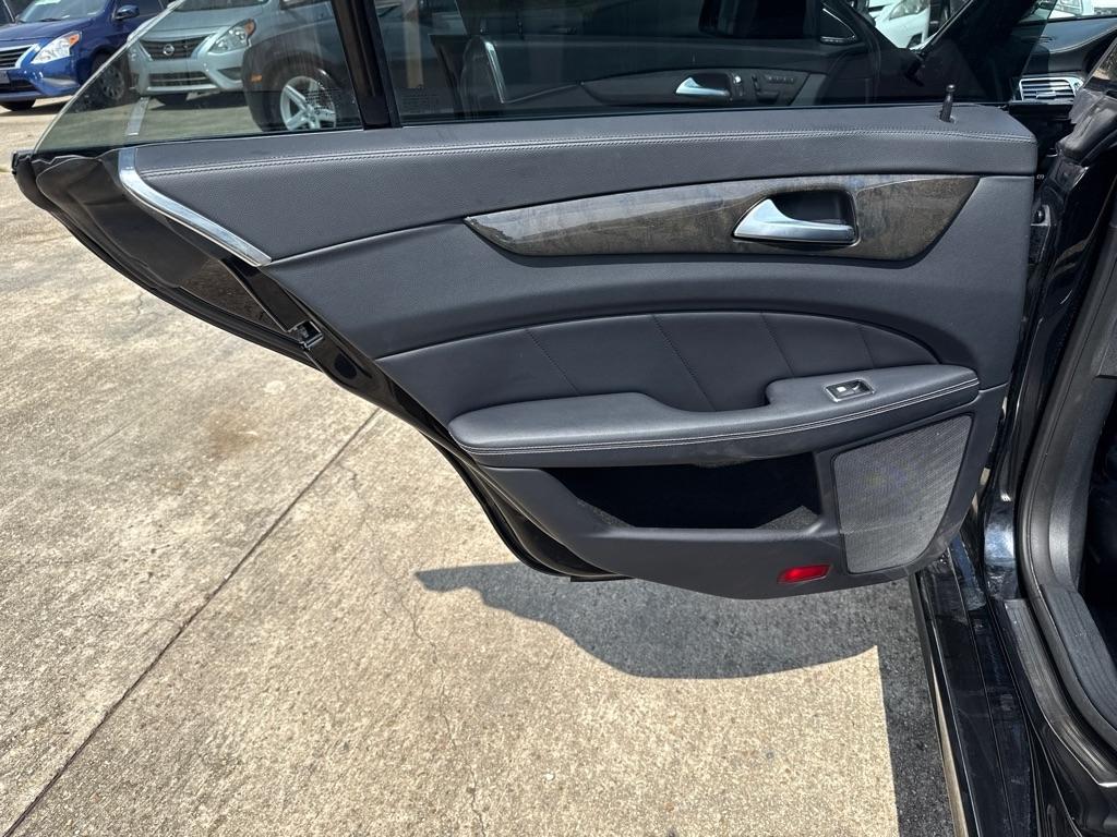 Mercedes-Benz CLS-Class 4dr Sdn CLS 550 RWD 2012