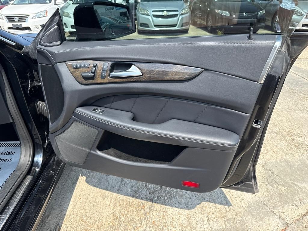 Mercedes-Benz CLS-Class 4dr Sdn CLS 550 RWD 2012