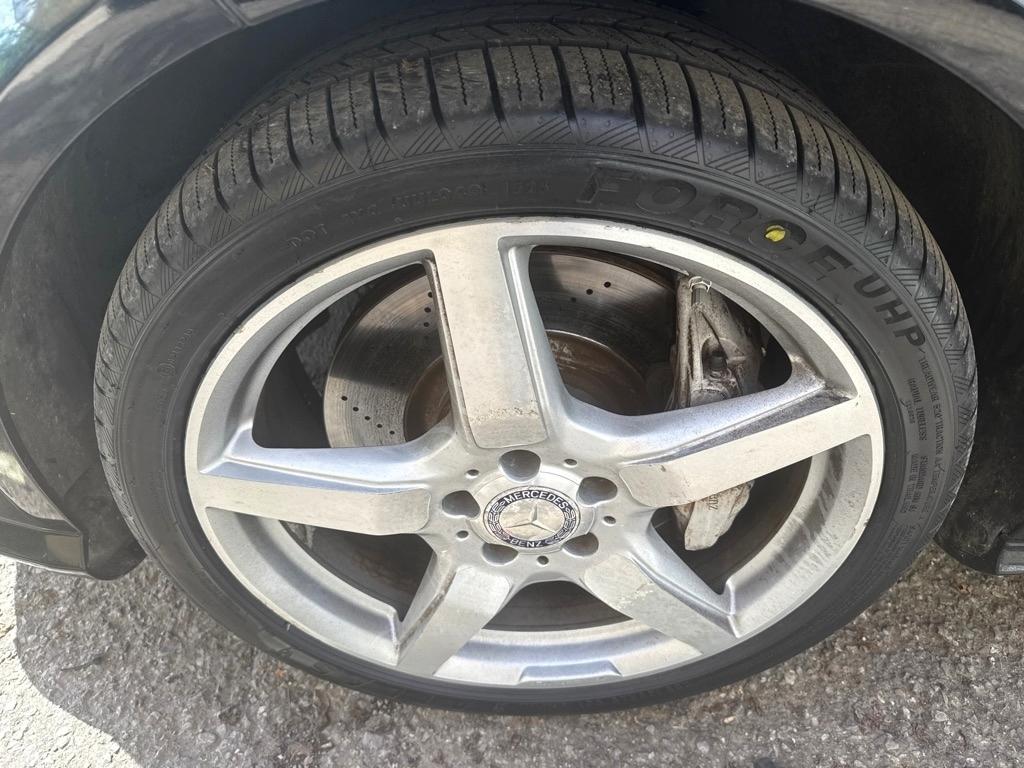 Mercedes-Benz CLS-Class 4dr Sdn CLS 550 RWD 2012