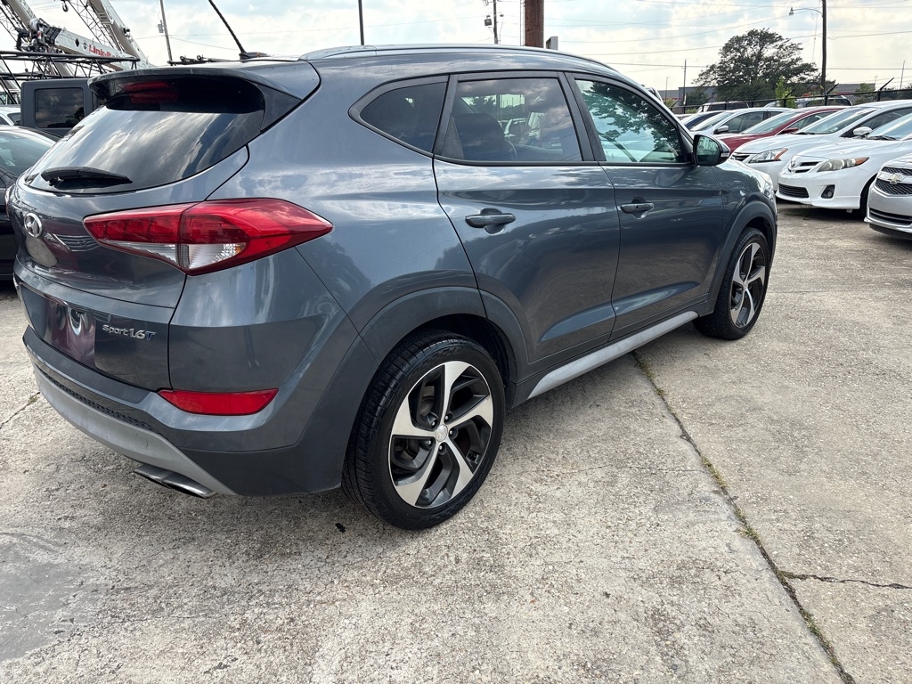 Hyundai Tucson Sport FWD 2017 Hyundai Tucson Sport FWD 2017
