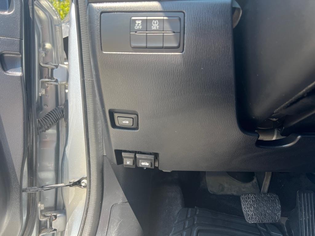 Mazda MAZDA3 4dr Sdn Auto i Sport 2015