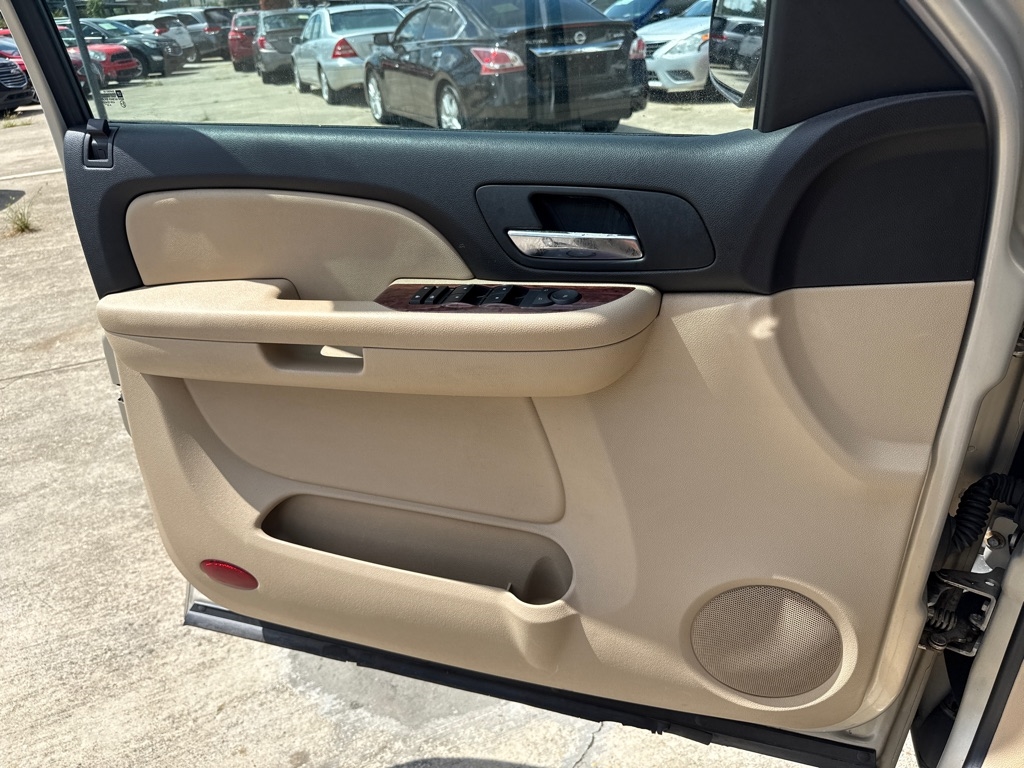 Chevrolet Tahoe 2WD 4dr 1500 LT 2007 Chevrolet Tahoe 2WD 4dr 1500 LT 2007