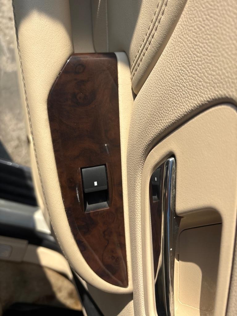 Cadillac Escalade  2007