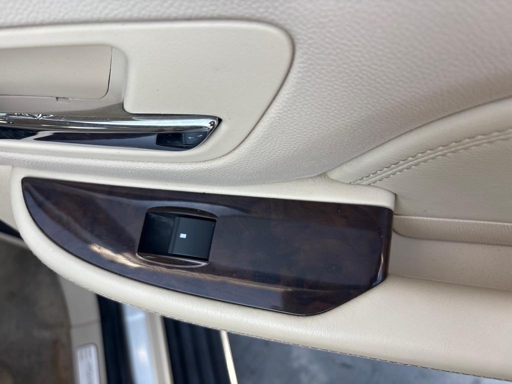 Cadillac Escalade  2007