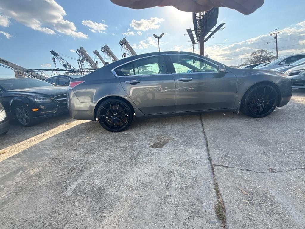 Acura TL 4dr Sdn 2WD Tech 2009