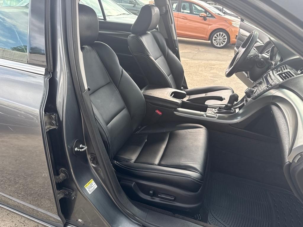 Acura TL 4dr Sdn 2WD Tech 2009