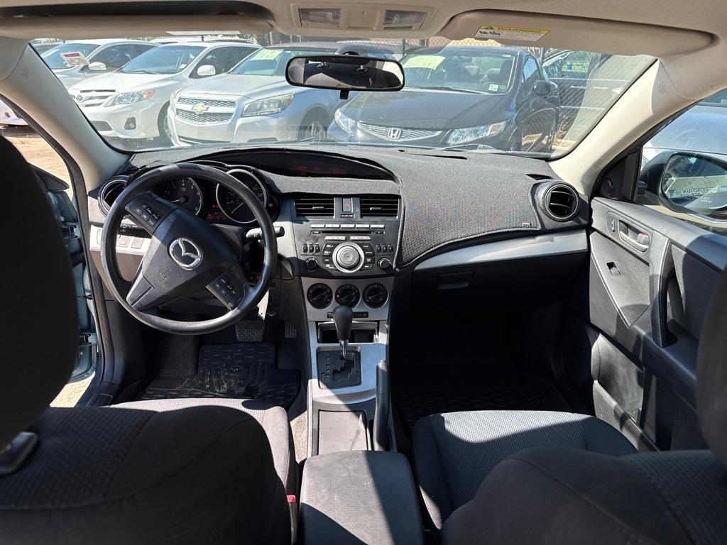 Mazda MAZDA3 4dr Sdn Auto i Touring 2010