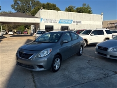 2012 Nissan Versa  2012 Nissan Versa