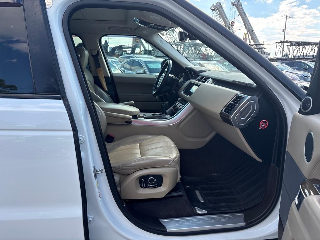 Land Rover Range Rover Sport 4WD 4dr V6 Diesel HSE 2016