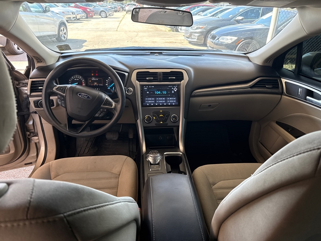 Ford Fusion SE FWD 2017 Ford Fusion SE FWD 2017