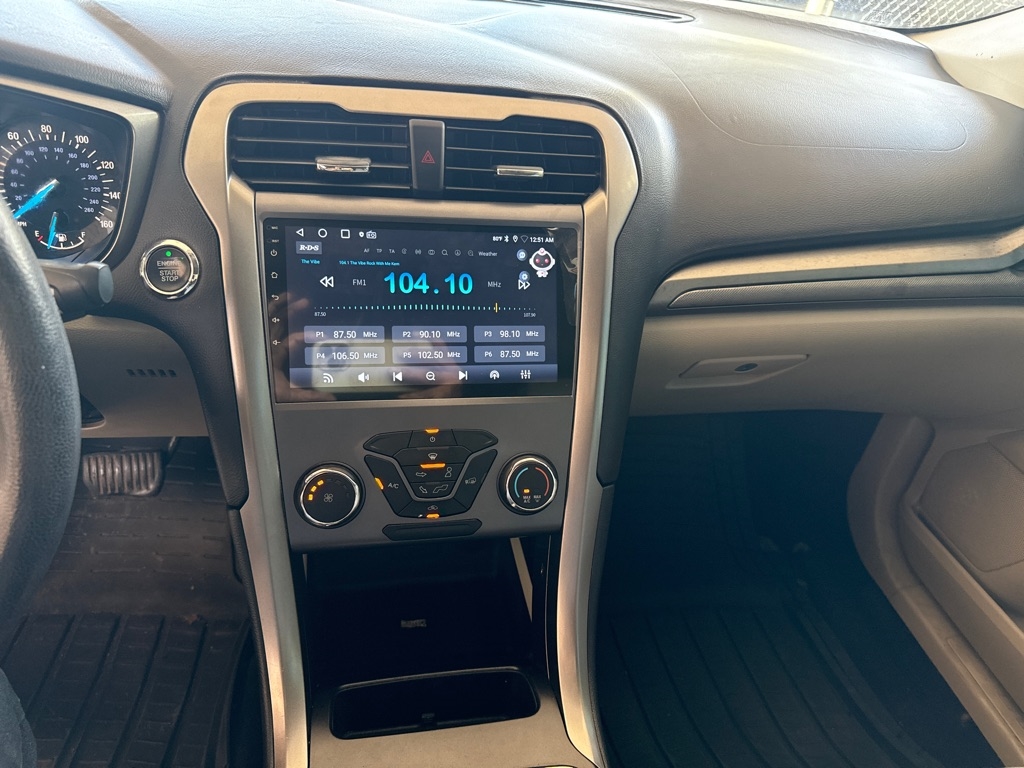 Ford Fusion SE FWD 2017 Ford Fusion SE FWD 2017