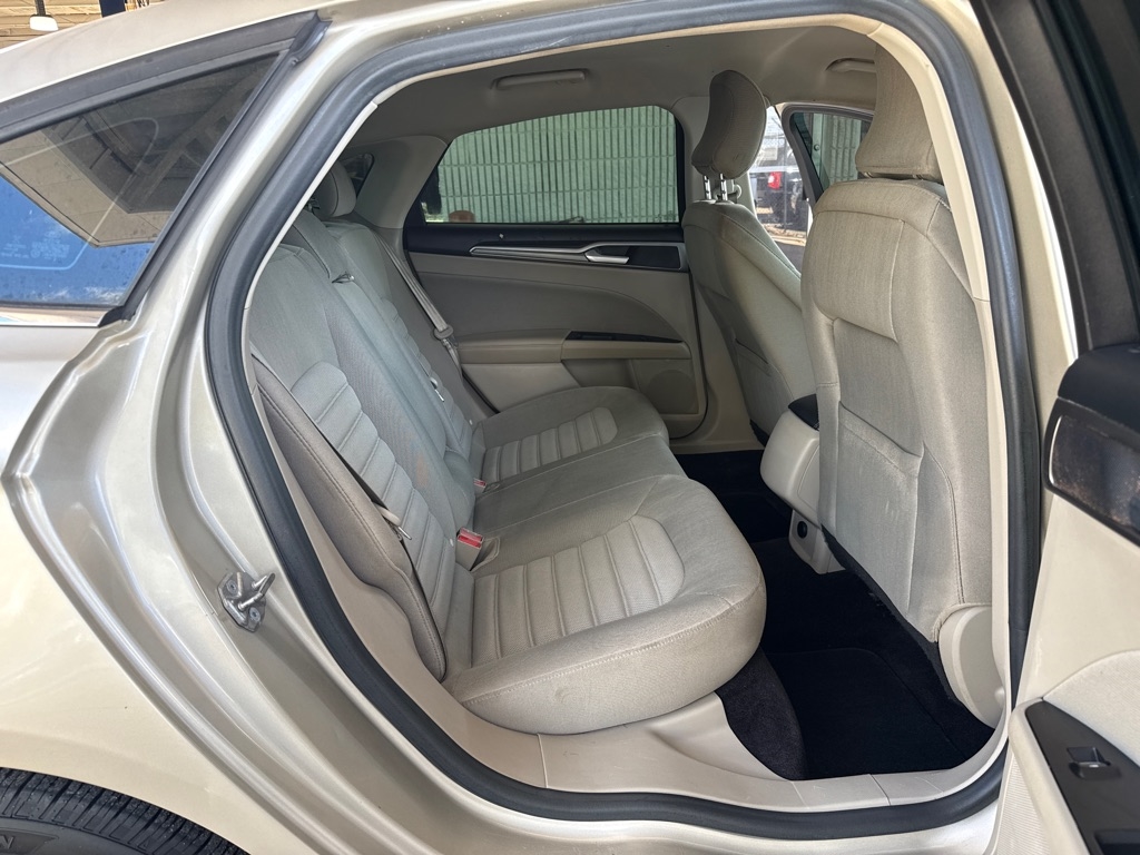 Ford Fusion SE FWD 2017 Ford Fusion SE FWD 2017