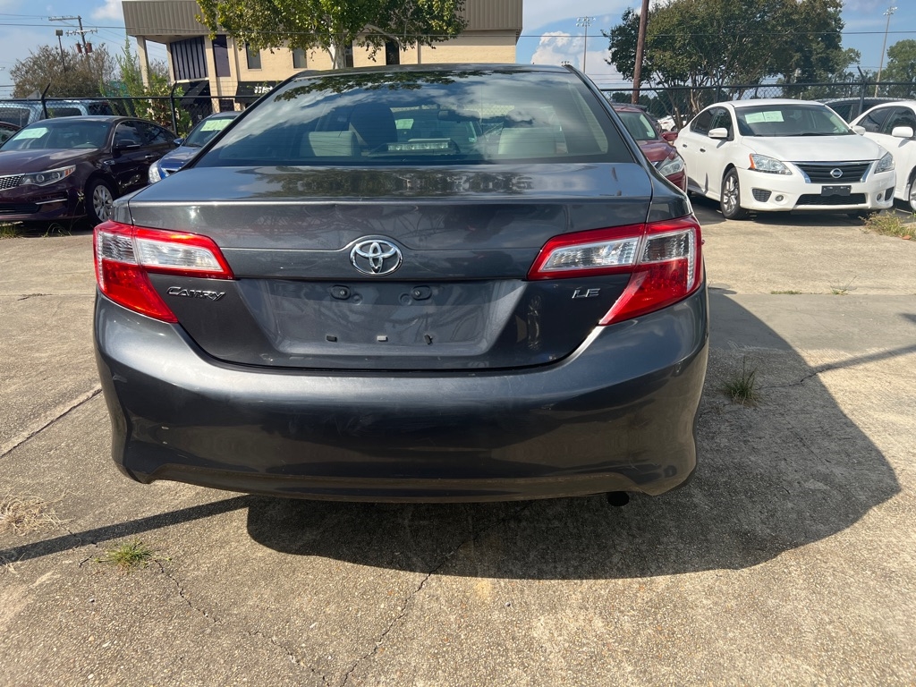 Toyota Camry 4dr Sdn I4 Auto XLE (Natl) 2013 Toyota Camry 4dr Sdn I4 Auto XLE (Natl) 2013