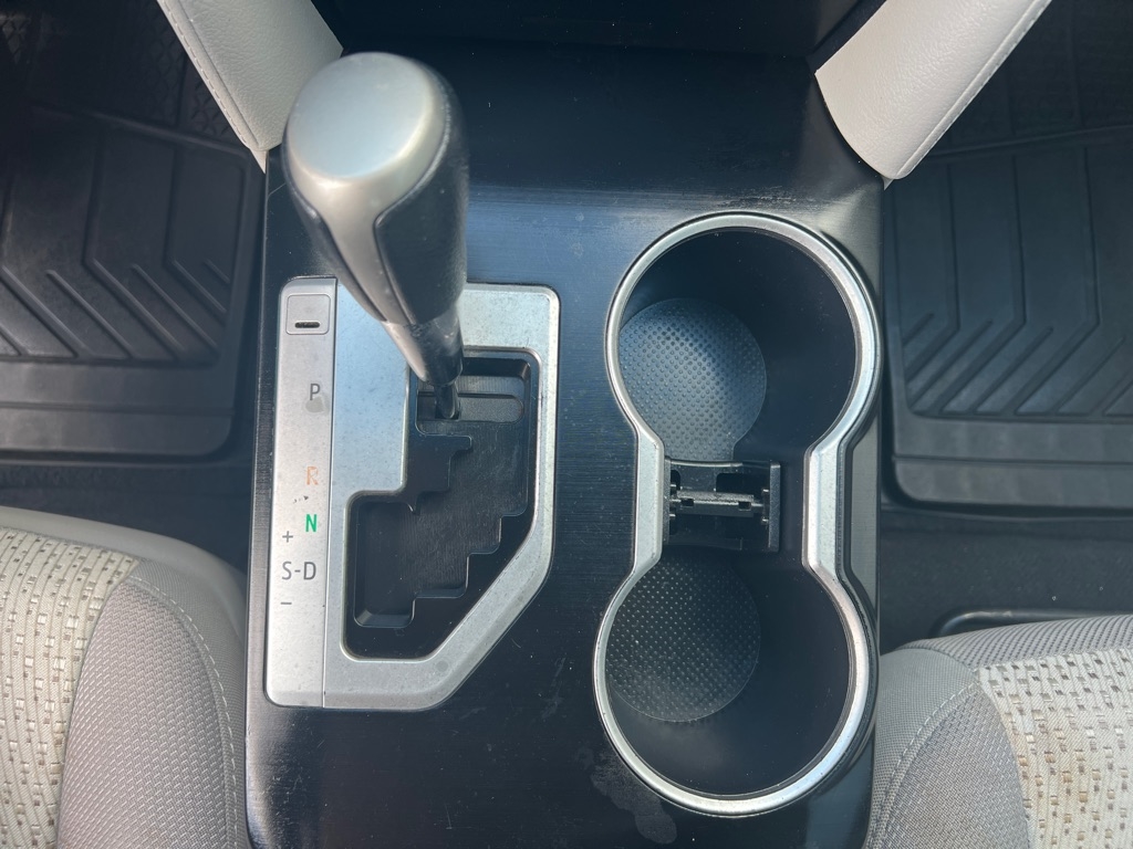 Toyota Camry 4dr Sdn I4 Auto XLE (Natl) 2013 Toyota Camry 4dr Sdn I4 Auto XLE (Natl) 2013