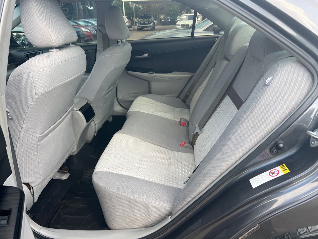 Toyota Camry 4dr Sdn I4 Auto XLE (Natl) 2013 Toyota Camry 4dr Sdn I4 Auto XLE (Natl) 2013