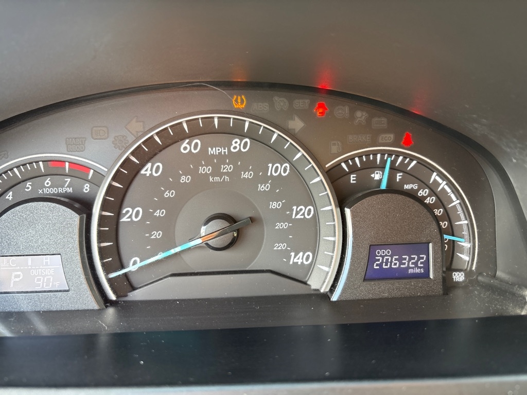 Toyota Camry 4dr Sdn I4 Auto XLE (Natl) 2013 Toyota Camry 4dr Sdn I4 Auto XLE (Natl) 2013