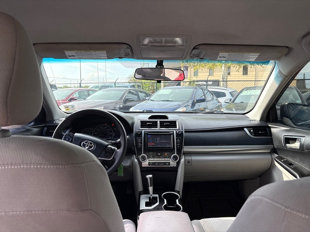 Toyota Camry 4dr Sdn I4 Auto XLE (Natl) 2013 Toyota Camry 4dr Sdn I4 Auto XLE (Natl) 2013