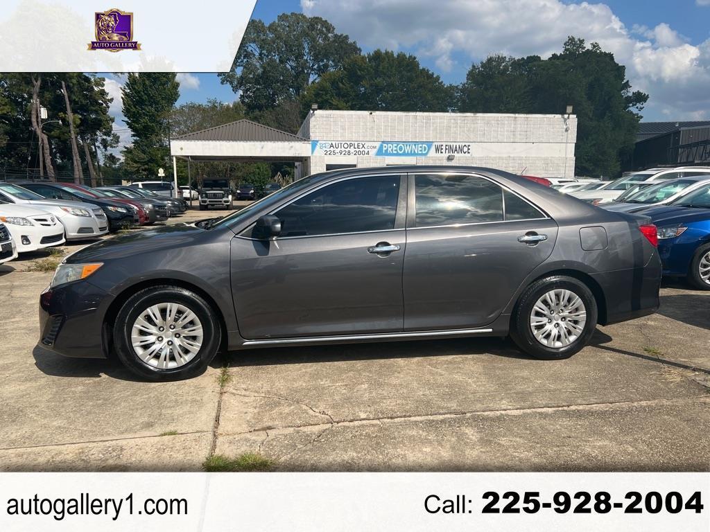 2013 Toyota Camry 4dr Sdn I4 Auto L (Natl)