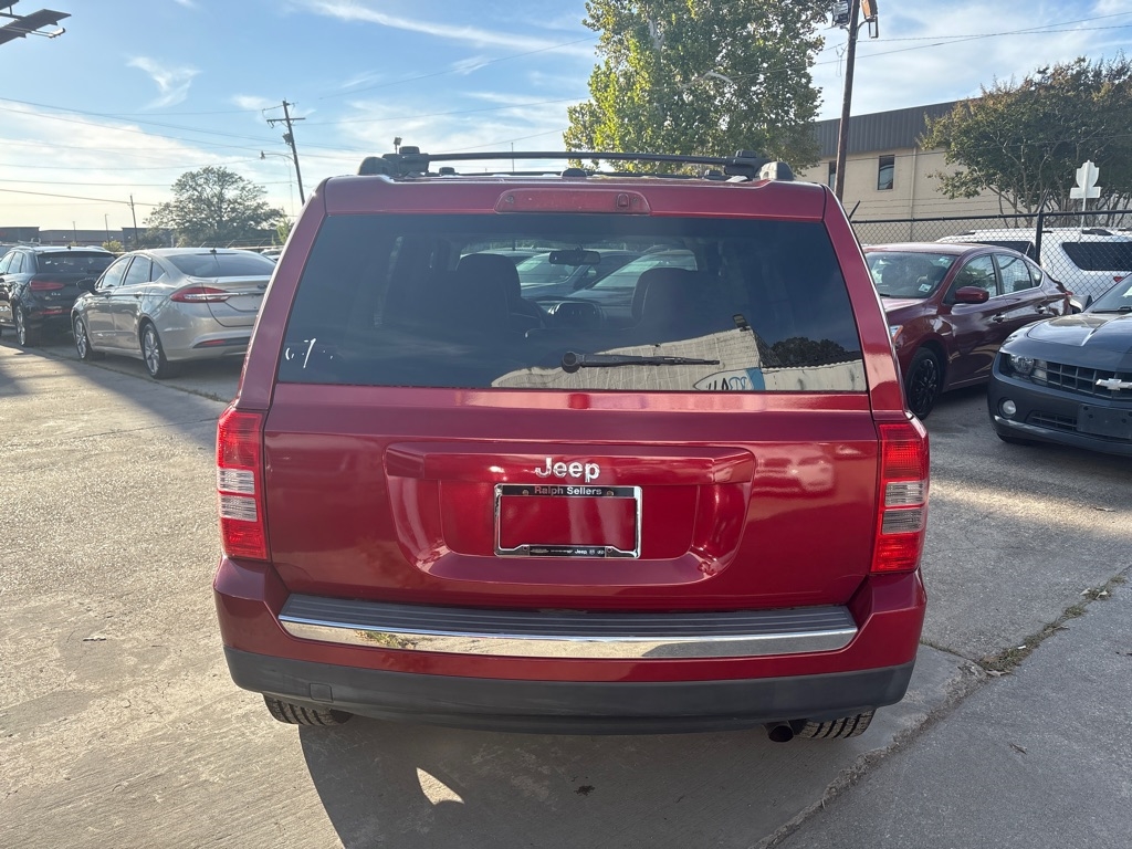 Jeep Patriot FWD 4dr Latitude 2013 Jeep Patriot FWD 4dr Latitude 2013