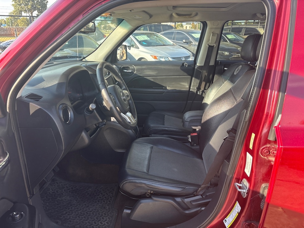 Jeep Patriot FWD 4dr Latitude 2013 Jeep Patriot FWD 4dr Latitude 2013