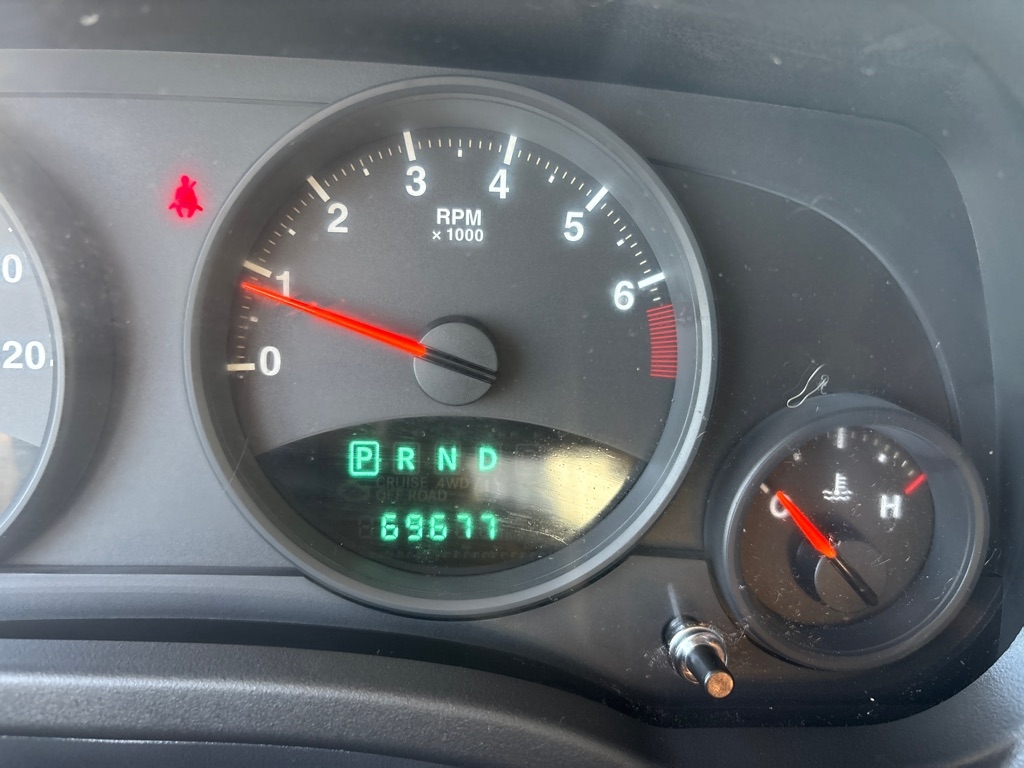 Jeep Patriot FWD 4dr Latitude 2013 Jeep Patriot FWD 4dr Latitude 2013