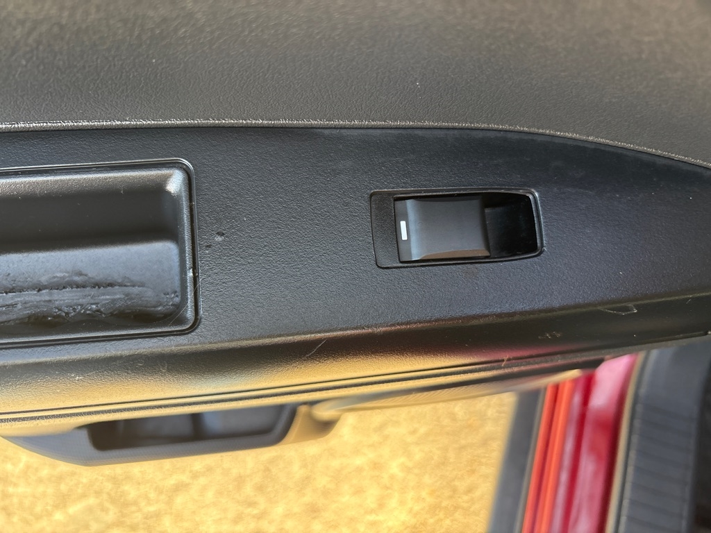 Jeep Patriot FWD 4dr Latitude 2013 Jeep Patriot FWD 4dr Latitude 2013