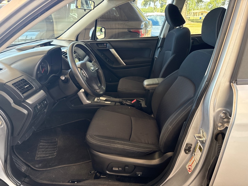 Subaru Forester 4dr CVT 2.5i Premium PZEV 2015 Subaru Forester 4dr CVT 2.5i Premium PZEV 2015