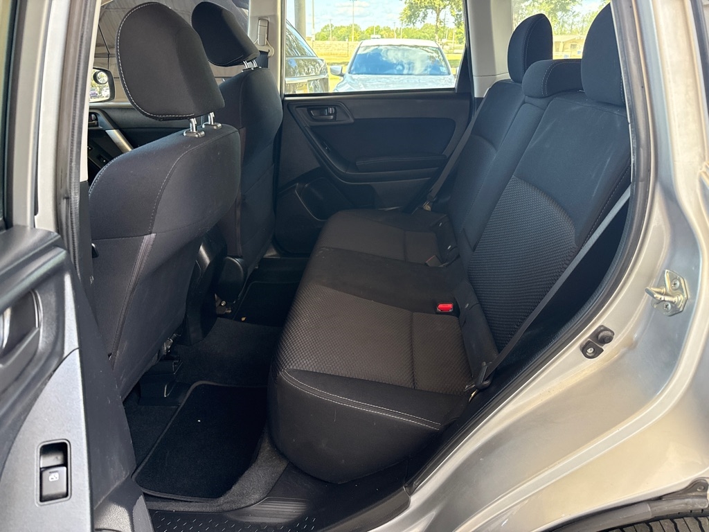 Subaru Forester 4dr CVT 2.5i Premium PZEV 2015 Subaru Forester 4dr CVT 2.5i Premium PZEV 2015