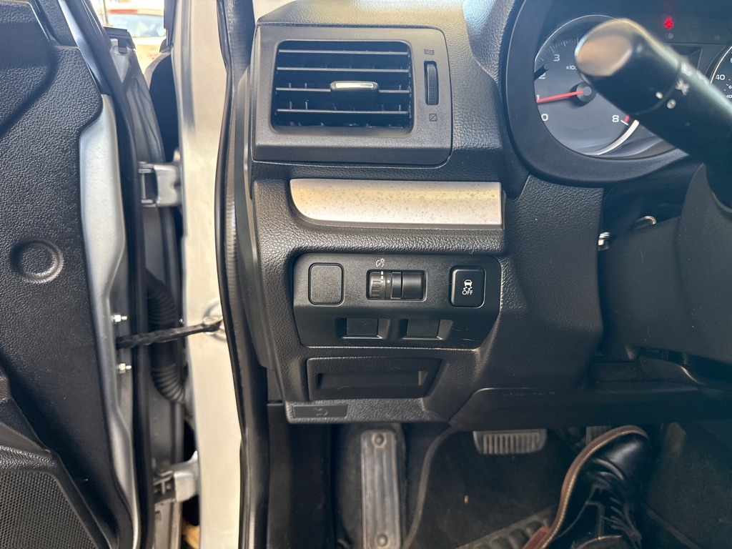 Subaru Forester 4dr CVT 2.5i Premium PZEV 2015 Subaru Forester 4dr CVT 2.5i Premium PZEV 2015