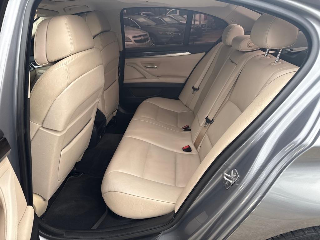 BMW 5 Series 4dr Sdn 535i RWD 2012