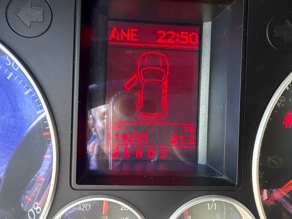 Volkswagen GTI 2dr HB DSG PZEV 2009