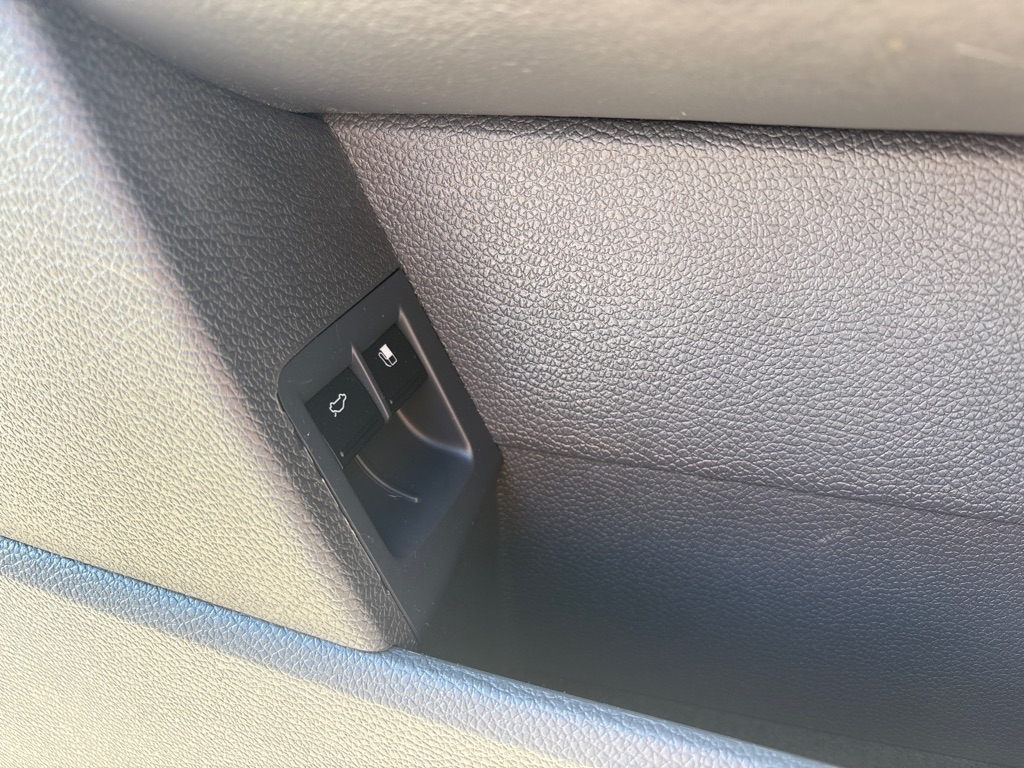 Volkswagen GTI 2dr HB DSG PZEV 2009