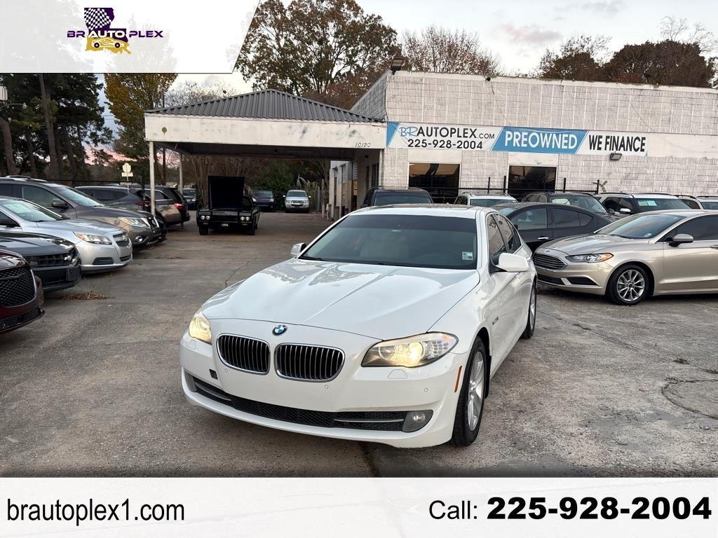 BMW 5 Series 4dr Sdn 528i RWD 2011