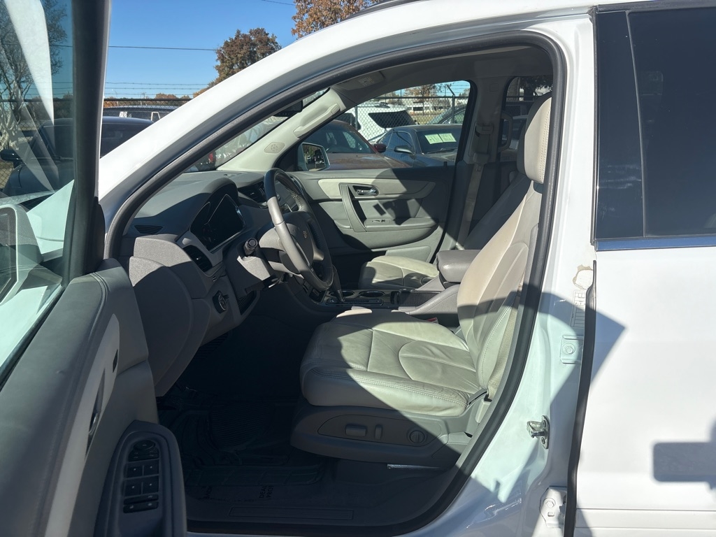 Chevrolet Traverse FWD 4dr LT w/2LT 2017