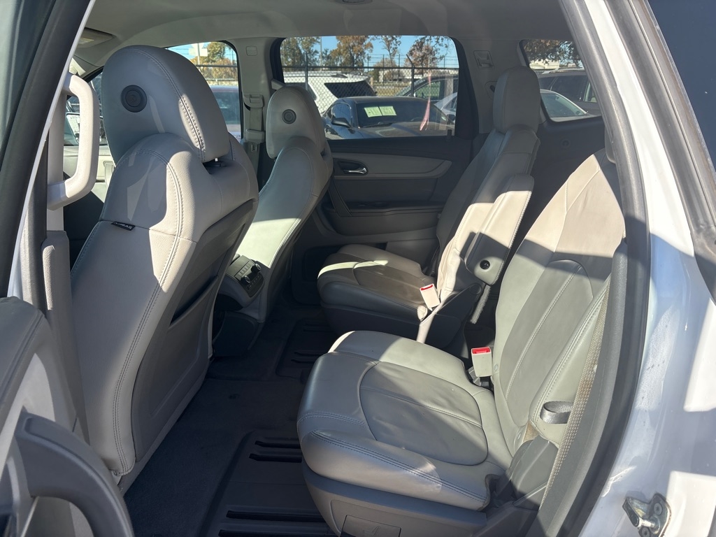 Chevrolet Traverse FWD 4dr LT w/2LT 2017