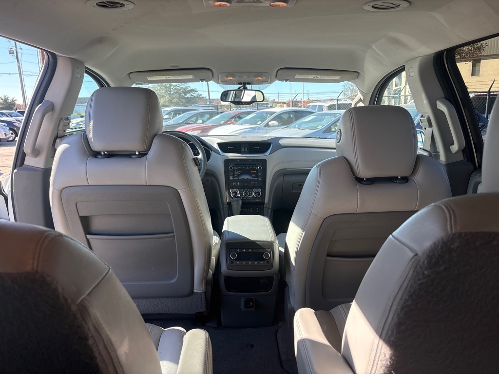Chevrolet Traverse FWD 4dr LT w/2LT 2017