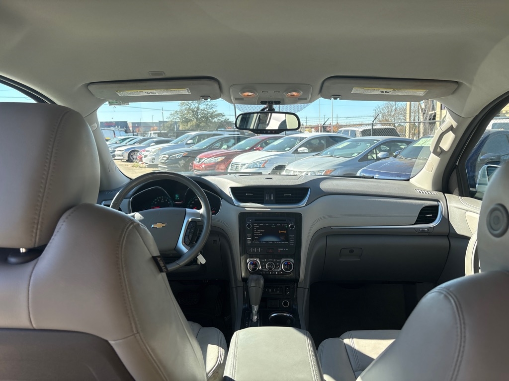 Chevrolet Traverse FWD 4dr LT w/2LT 2017