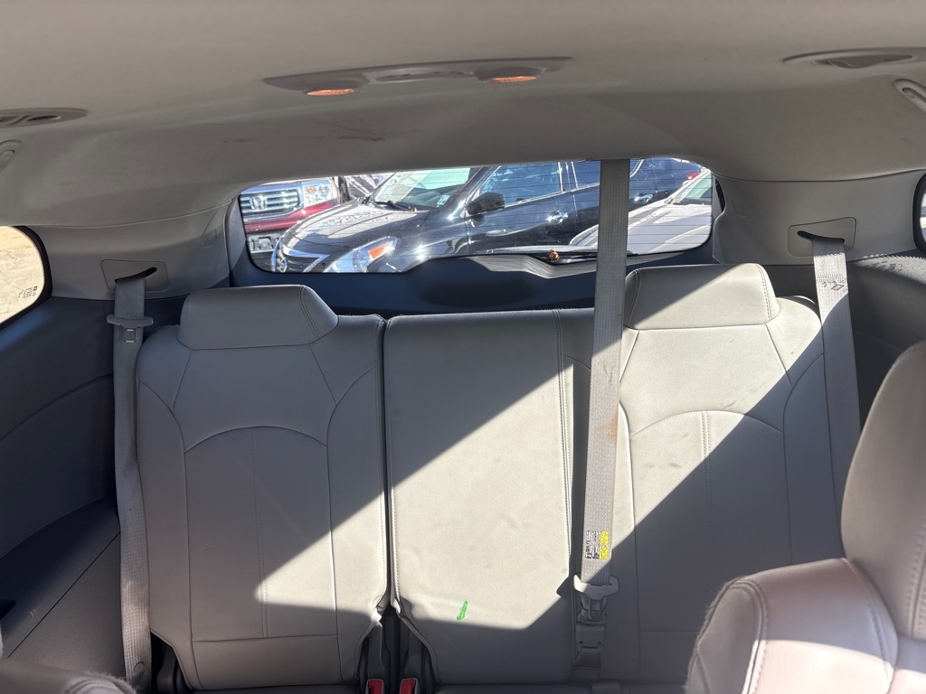 Chevrolet Traverse FWD 4dr LT w/2LT 2017