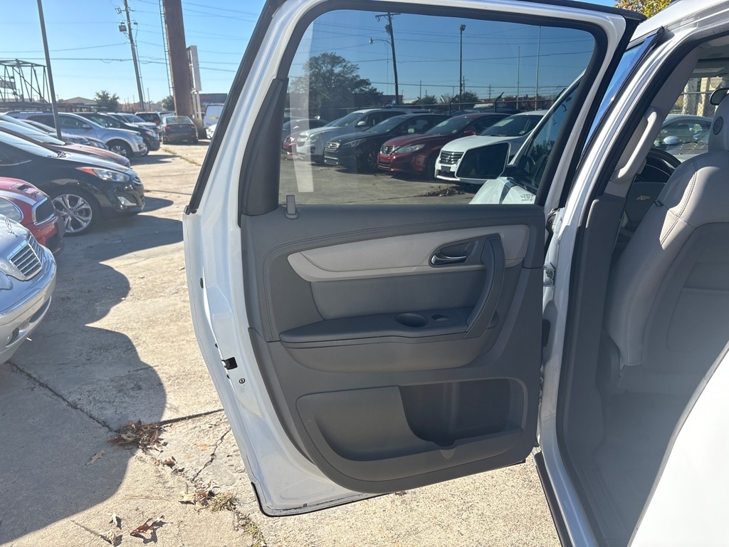 Chevrolet Traverse FWD 4dr LT w/2LT 2017