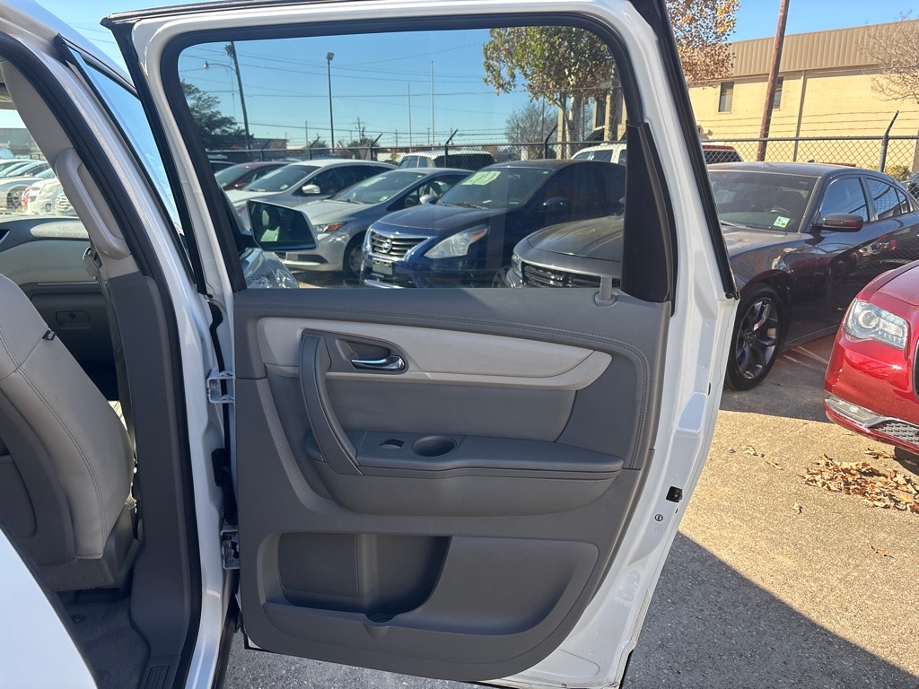 Chevrolet Traverse FWD 4dr LT w/2LT 2017