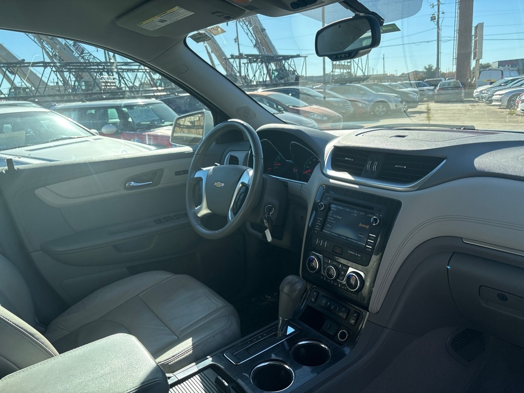 Chevrolet Traverse FWD 4dr LT w/2LT 2017