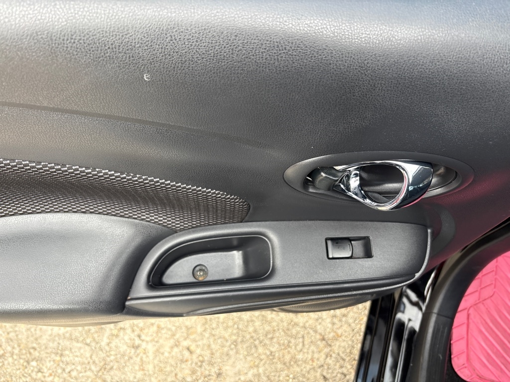 Nissan Versa Sedan SV CVT 2019