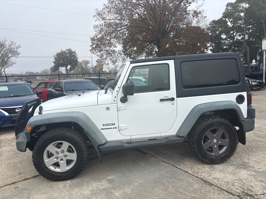 Jeep Wrangler 4WD 2dr Sport 2011