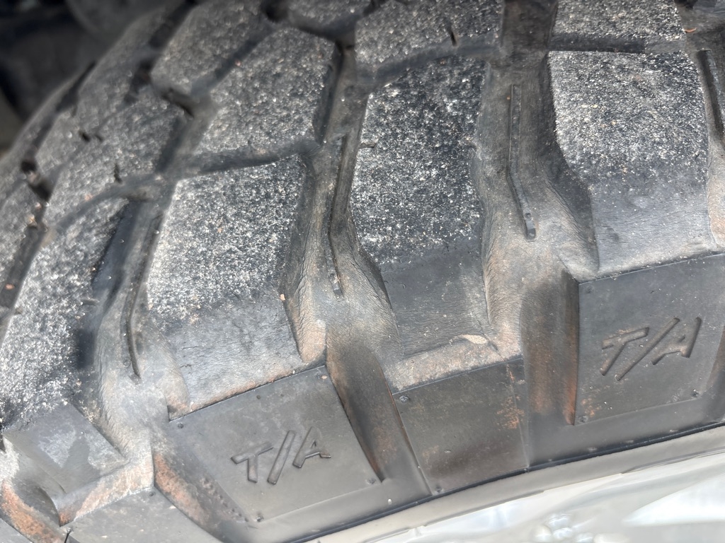 Jeep Wrangler 4WD 2dr Sport 2011