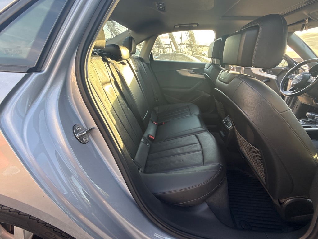 Audi A4 2.0 TFSI Auto Premium quattro AWD 2017