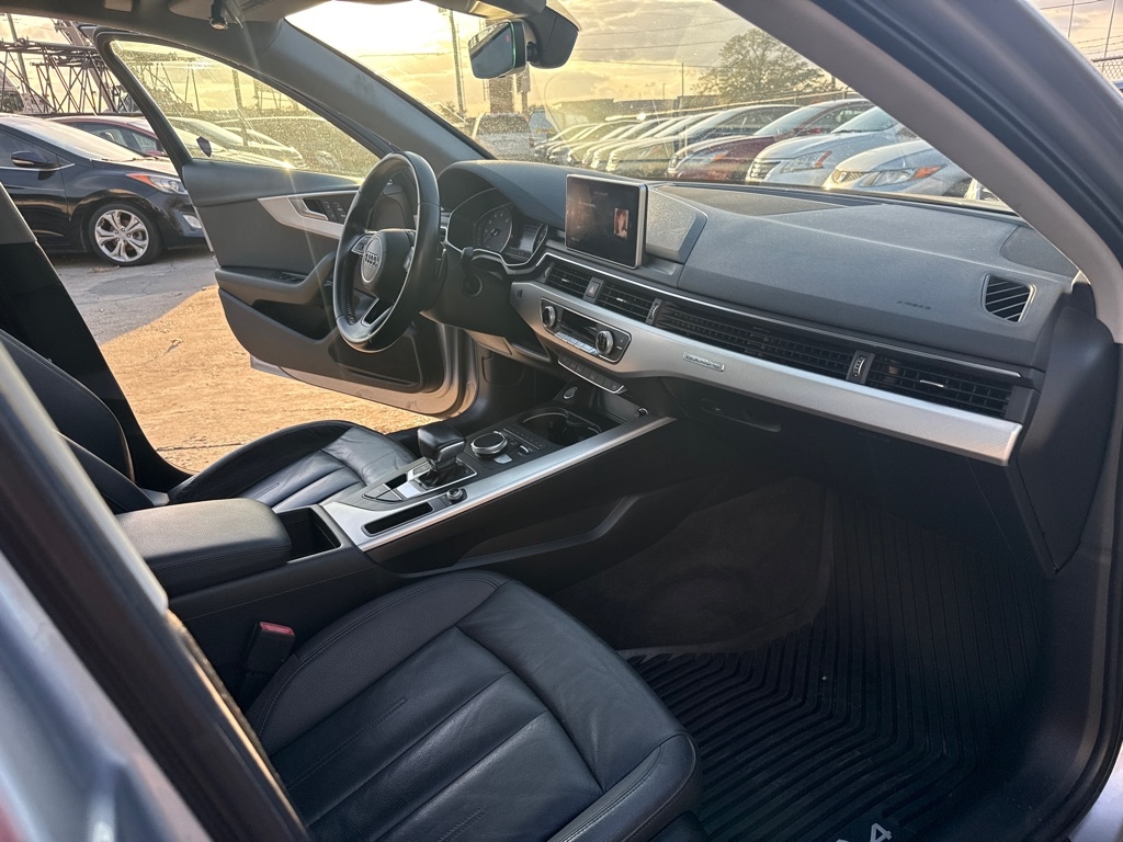 Audi A4 2.0 TFSI Auto Premium quattro AWD 2017