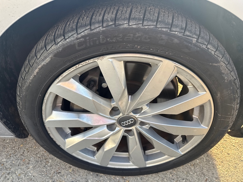 Audi A4 2.0 TFSI Auto Premium quattro AWD 2017