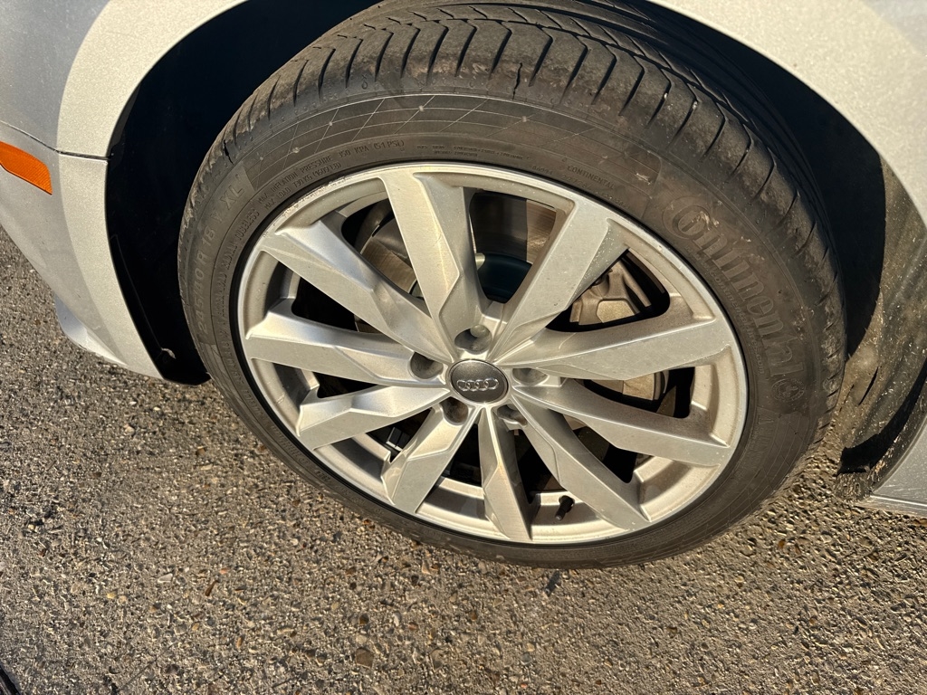 Audi A4 2.0 TFSI Auto Premium quattro AWD 2017