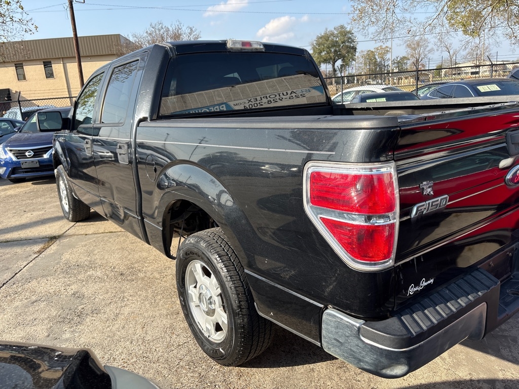 Ford F-150 2WD SuperCrew 145" XL 2011