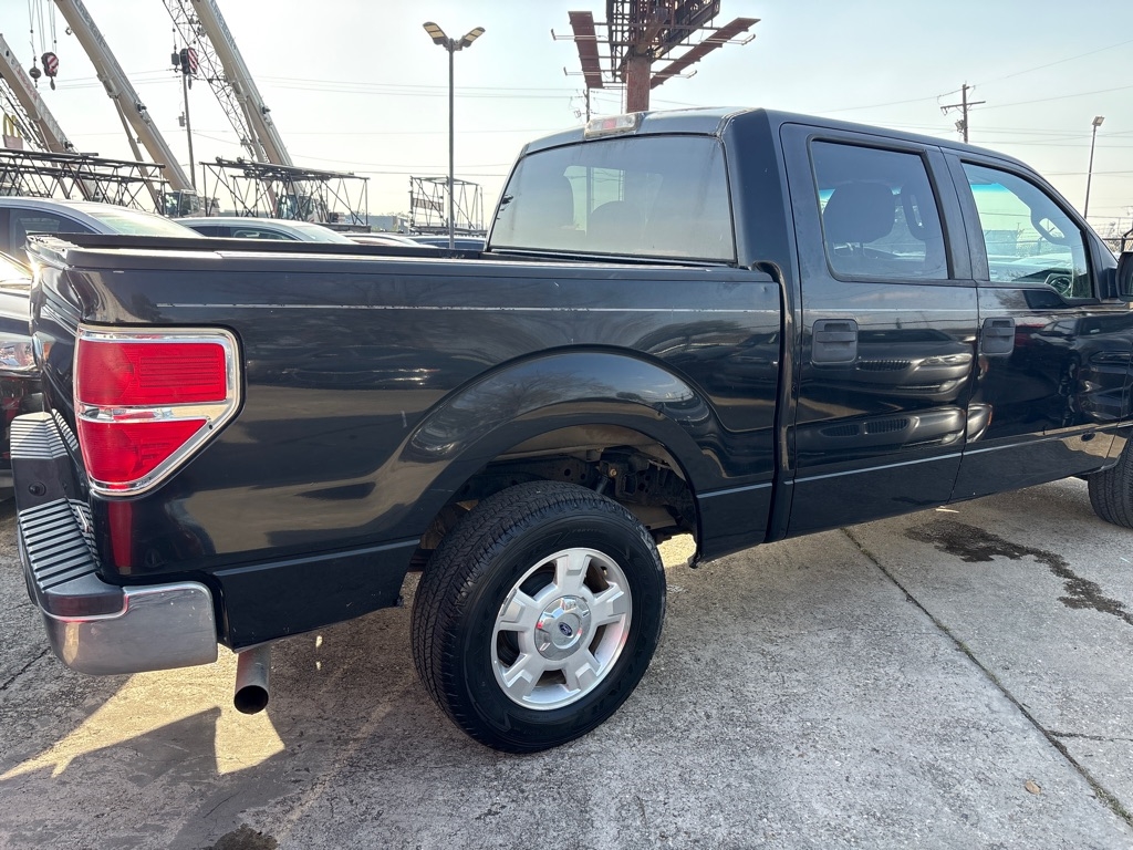 Ford F-150 2WD SuperCrew 145" XL 2011